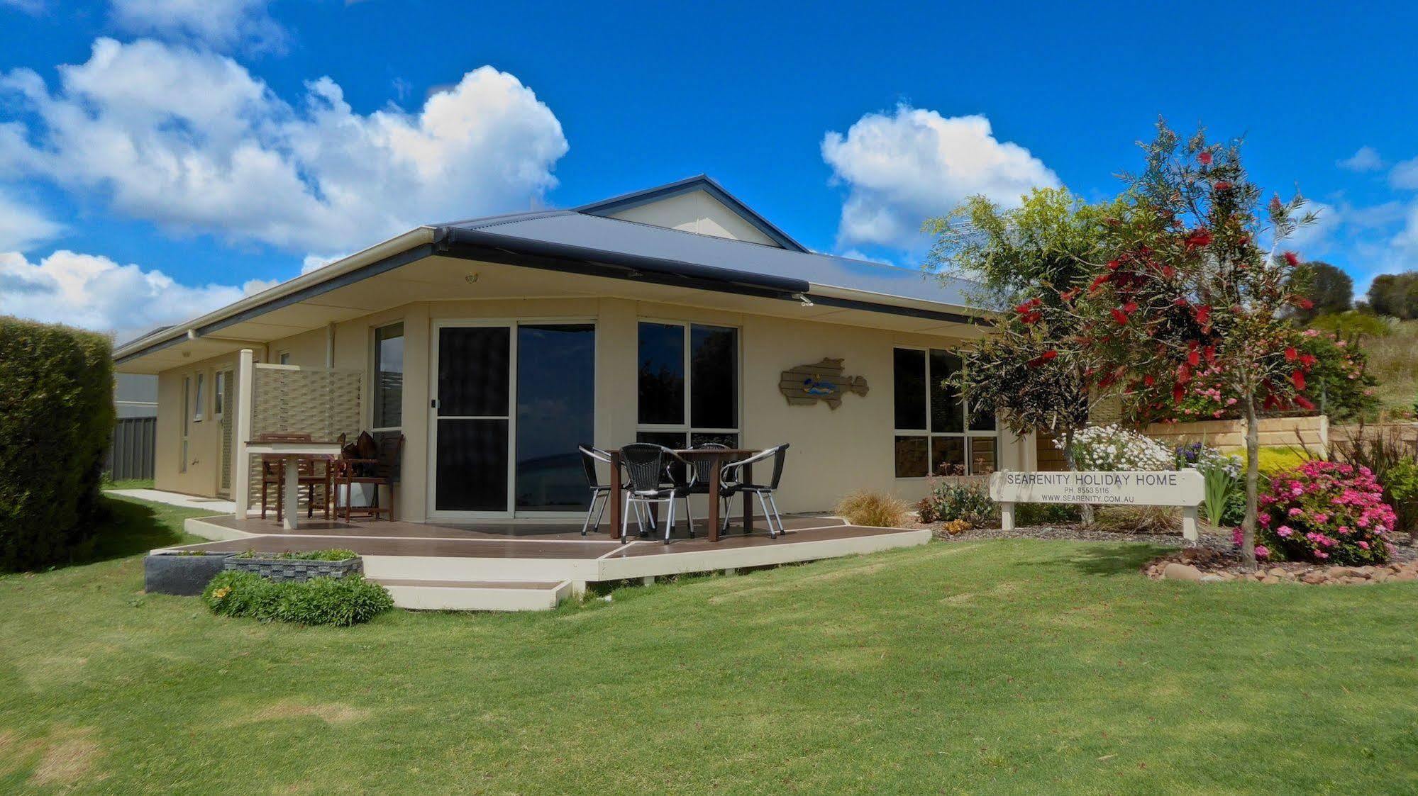 Searenity Holiday Accommodation Emu Bay Exterior photo