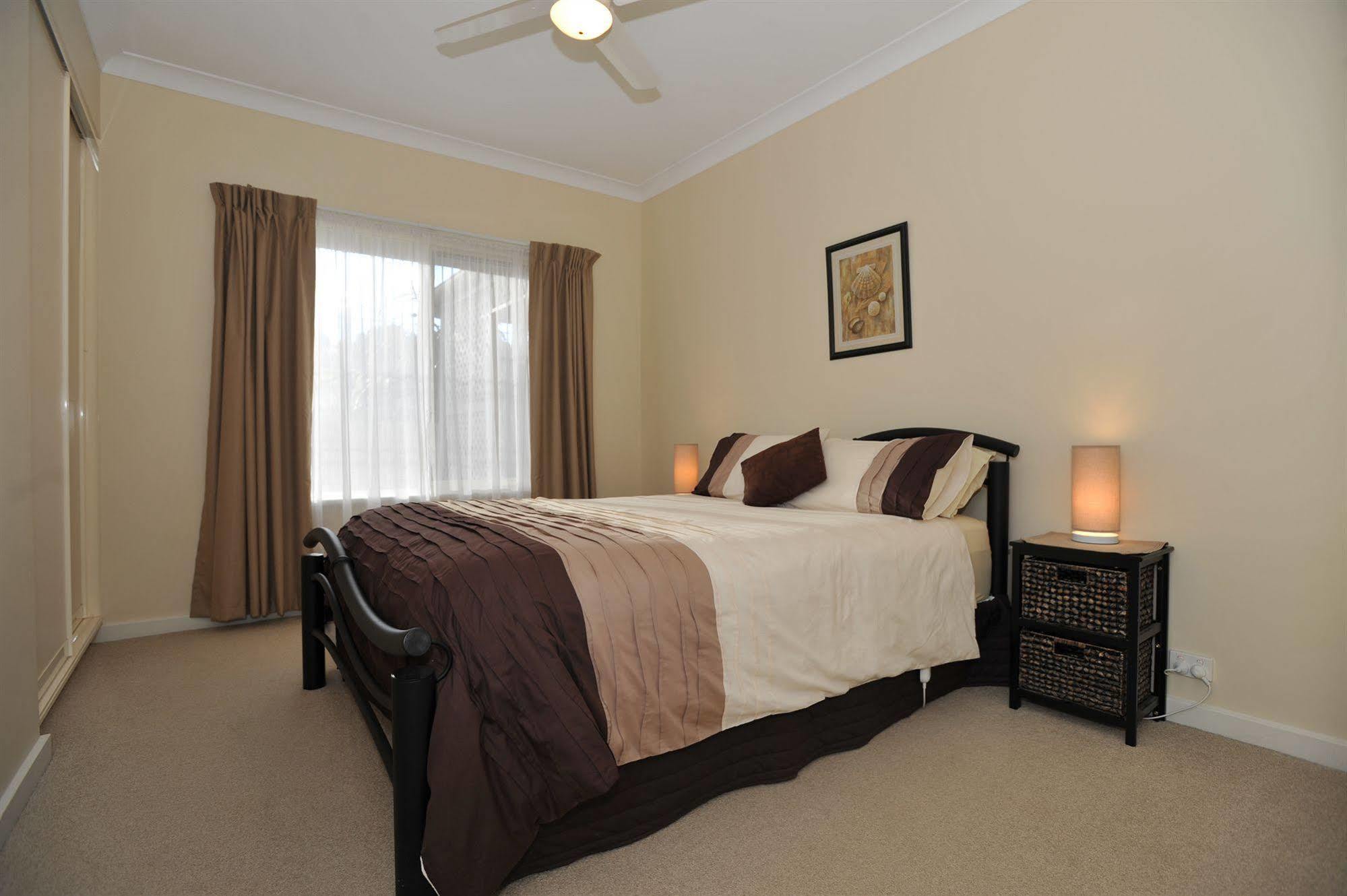 Searenity Holiday Accommodation Emu Bay Exterior photo